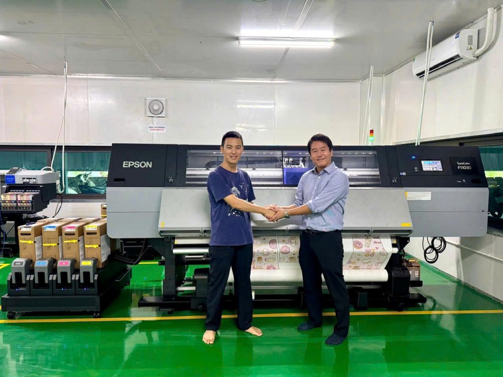 Custom Apparel Manufacturer 25 epson f11030